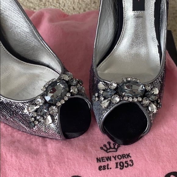 Heels - Picture 2 of 3